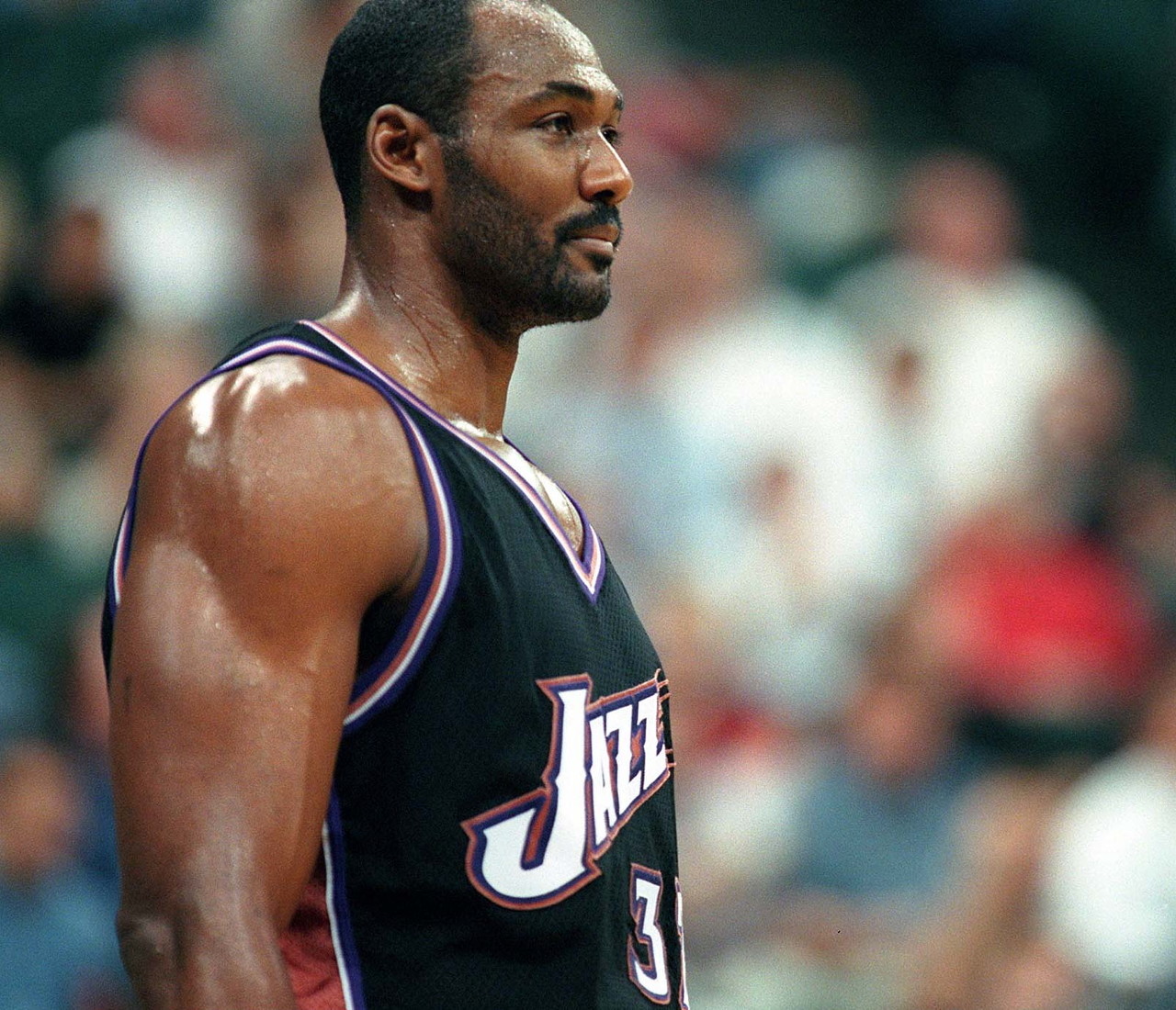 充满悬念 充满悬念