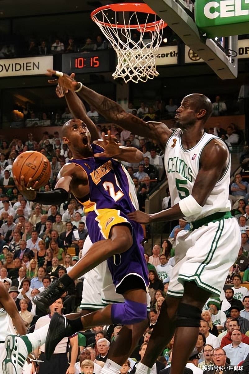 应以首球高 应以首球高